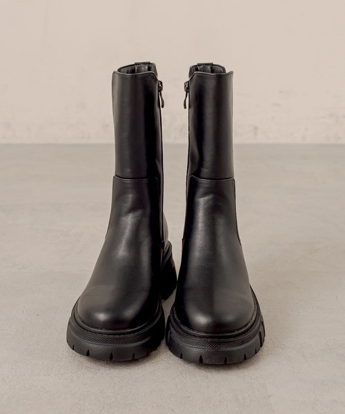 OLIVE des OLIVE（オリーブデオリーブ）の「ミドル丈サイドゴアブーツ（ブーツ・レディース・ブラック/オフホワイト・MEDIUM/SMALL/LARGE）」の4枚目の写真