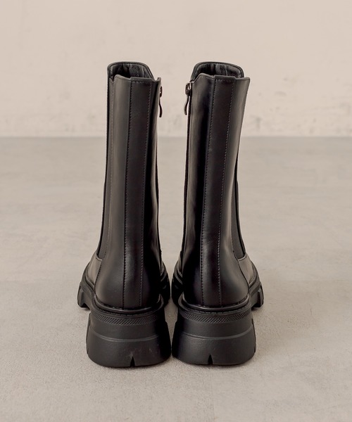 OLIVE des OLIVE（オリーブデオリーブ）の「ミドル丈サイドゴアブーツ（ブーツ・レディース・ブラック/オフホワイト・MEDIUM/SMALL/LARGE）」の6枚目の写真