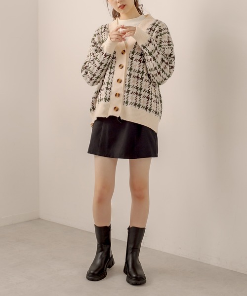 OLIVE des OLIVE（オリーブデオリーブ）の「ミドル丈サイドゴアブーツ（ブーツ・レディース・ブラック/オフホワイト・MEDIUM/SMALL/LARGE）」の12枚目の写真