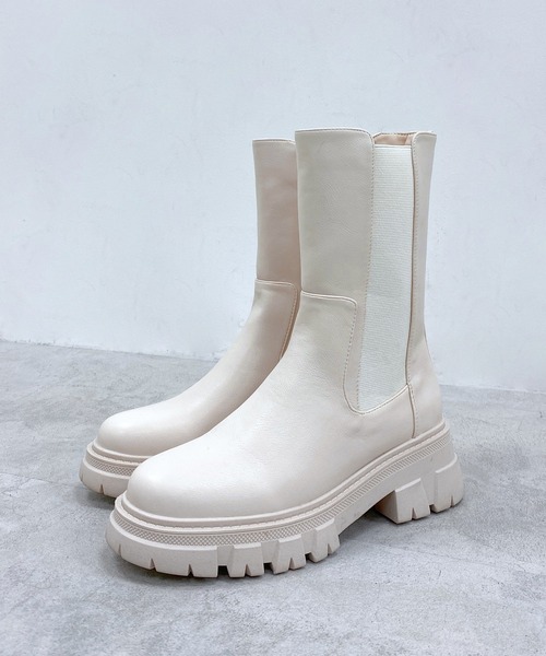 OLIVE des OLIVE（オリーブデオリーブ）の「ミドル丈サイドゴアブーツ（ブーツ・レディース・ブラック/オフホワイト・MEDIUM/SMALL/LARGE）」の16枚目の写真