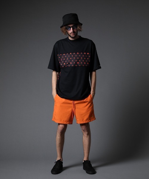 STUD MUFFIN(スタッドマフィン)の「mt7533-40-2天竺-メッシュスターグラムpt ワイドシルエット SS Tシャツ(Tシャツ/カットソー・メンズ・ホワイト×ブラック/ブラック×イエロー/ブラック系その他・2/3/4)」の15枚目の写真