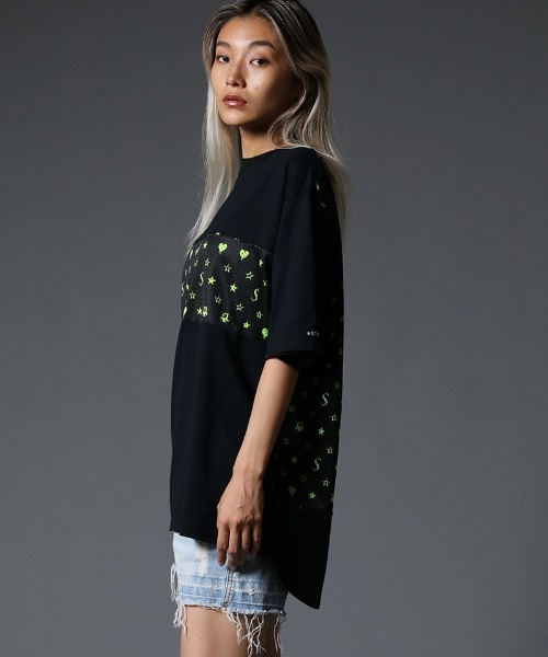 STUD MUFFIN(スタッドマフィン)の「mt7533-40-2天竺-メッシュスターグラムpt ワイドシルエット SS Tシャツ(Tシャツ/カットソー・メンズ・ホワイト×ブラック/ブラック×イエロー/ブラック系その他・2/3/4)」の22枚目の写真