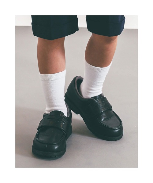 BeBe（ベベ）の「BeBe/フォーマル合皮ローファーシューズ(18~20cm)（ドレスシューズ・キッズ・ブラック系その他・20/19/18）」の5枚目の写真