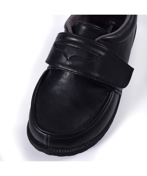 BeBe（ベベ）の「BeBe/フォーマル合皮ローファーシューズ(18~20cm)（ドレスシューズ・キッズ・ブラック系その他・20/19/18）」の8枚目の写真