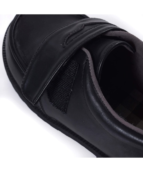 BeBe（ベベ）の「BeBe/フォーマル合皮ローファーシューズ(18~20cm)（ドレスシューズ・キッズ・ブラック系その他・20/19/18）」の9枚目の写真