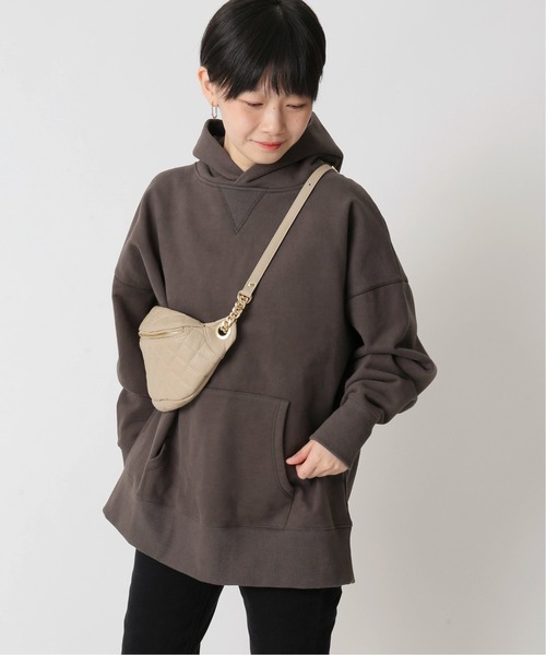 U by SPICK&SPAN(ユーバイスピックアンドスパン)の「BIGフードパーカー◆(パーカー・レディース・パープル/サックスブルー/ブラック系その他・FREE)」の2枚目の写真