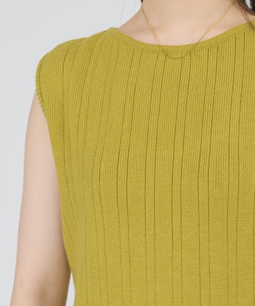 NEUNA(ヌナ)の「【セットアップ対応】バックオープンニットワンピース(ワンピース・レディース・ホワイト/ブラック/グリーン・SMALL/FREE)」の11枚目の写真