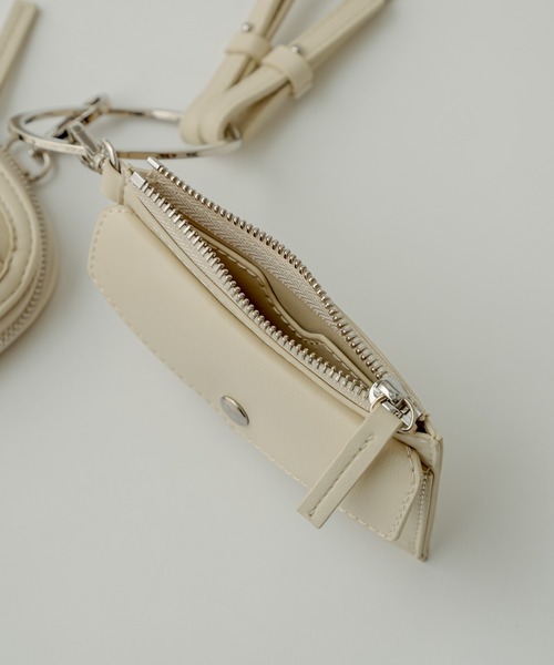 mystic(ミスティック)の「マルチWAYチャームBAG(ショルダーバッグ・レディース・ブラック/ベージュ・ONE SIZE)」の13枚目の写真