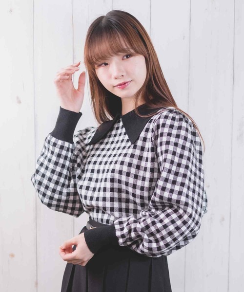 Clice de Paris(クリシェドゥパリス)の「K/チェック柄ニット(ニット/セーター・レディース・ベージュ/ブラック・ONESIZE)」の4枚目の写真