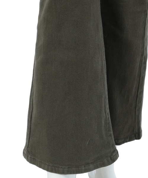 fifth（フィフス）の「ブーツカットストレッチカラーデニム（デニムパンツ・レディース・オフホワイト/カーキ・M）」の9枚目の写真