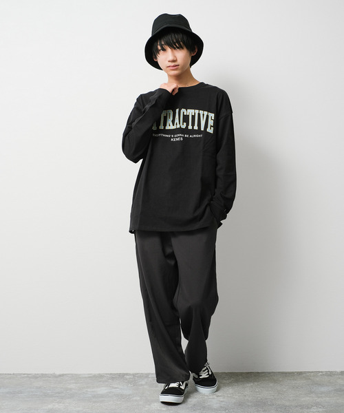 KENES GRAFFITI(ケネスグラフィティ)の「アーチロゴプリントロングTシャツ(Tシャツ/カットソー・メンズ・チャコールグレー/ブラック/オフホワイト/サックスブルー・S/M/L/XS)」の6枚目の写真