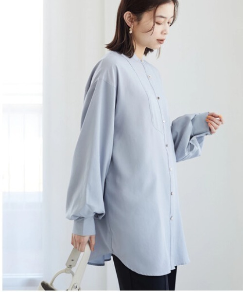 ELENCARE DUE（エレンカーレデュエ）の「・ELENCARE DUEブザムキリカエシャツチュニック（シャツ/ブラウス・レディース・ブラック/グレー/オフホワイト/ライトカーキ・FREE）」の4枚目の写真
