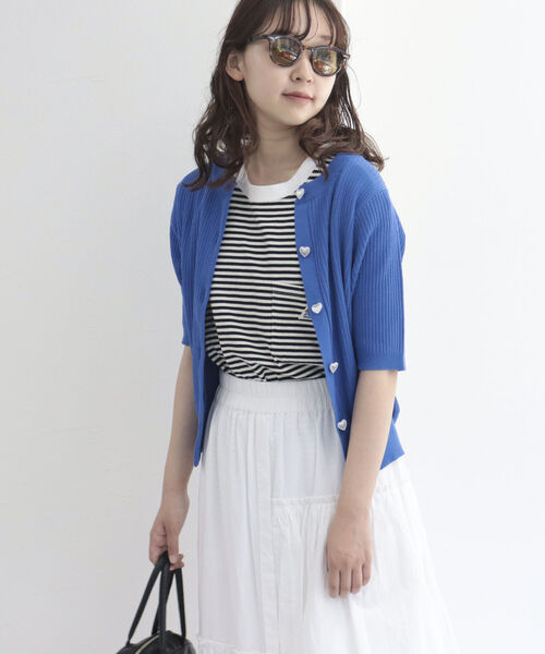 fredy emue（フレディエミュ）の「［新色追加］ハートボタン 半袖カーディガン（カーディガン/ボレロ・レディース・ライトグレー/ピンク/キナリ/ブルー/ネイビー/ブラック・38）」の9枚目の写真