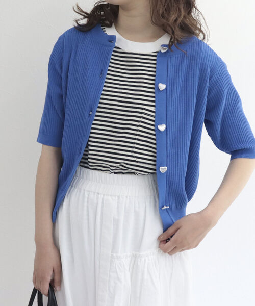 fredy emue（フレディエミュ）の「［新色追加］ハートボタン 半袖カーディガン（カーディガン/ボレロ・レディース・ライトグレー/ピンク/キナリ/ブルー/ネイビー/ブラック・38）」の12枚目の写真