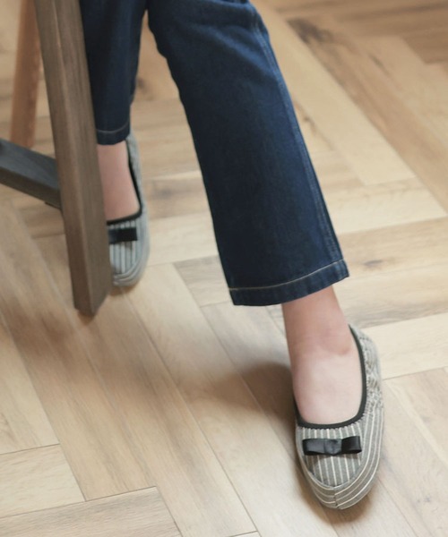 DONOBAN（ドノバン）の「巾着付き携帯スリッパ（その他シューズ・レディース・ブラック/ストライプ・ONESIZE）」の5枚目の写真