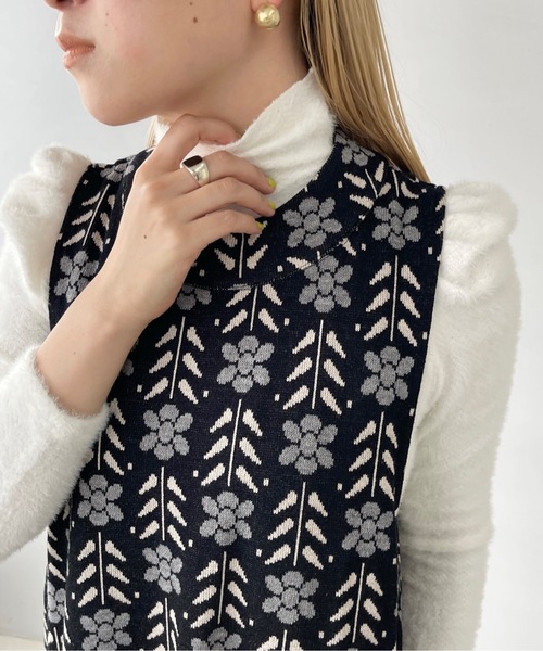 SANSeLF（サンセルフ）の「ハイネックシャギーニットトップス【SANSeLF】sanw22a002（ニット/セーター・レディース・ブルー/ブラック/イエロー/ホワイト/グリーン・FREE）」の14枚目の写真