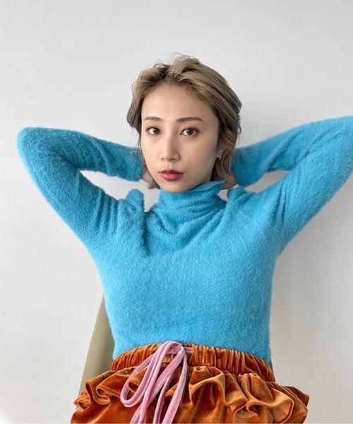 SANSeLF（サンセルフ）の「ハイネックシャギーニットトップス【SANSeLF】sanw22a002（ニット/セーター・レディース・ブルー/ブラック/イエロー/ホワイト/グリーン・FREE）」の20枚目の写真