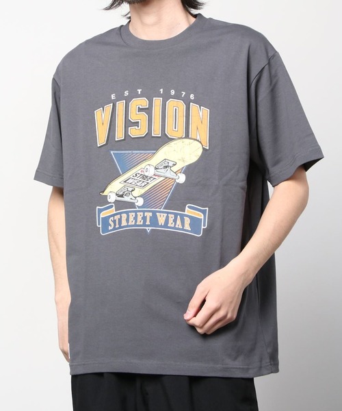 VISION STREET WEAR(ヴィジョンストリートウェア)の「【VISION STREET WEAR/ヴィジョンストリートウェア】スケボーグラフィックTシャツ/ビッグシルエット(Tシャツ/カットソー・メンズ・マスタード/ホワイト/チャコールグレー/ダークグリーン・M/XL/L)」の12枚目の写真