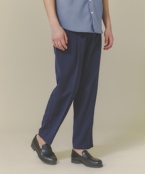 ABAHOUSE（アバハウス）の「【セットアップ対応】2タック ストレッチ ワイドテーパード パンツ（その他パンツ・メンズ・ダークグリーン/ネイビー/グレー/マスタード/スモークピンク・44/46/48）」の4枚目の写真