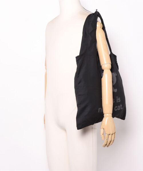 This is not a cat.(ディスイズノットアキャット)の「【 This is not a cat. / ディスイズ ノット ア キャット 】 エコバッグ eco bag 4580742400901 MDI(トートバッグ・レディース・ブラック・FREE)」の4枚目の写真