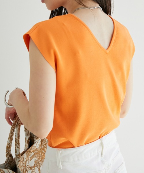 VIS（ビス）の「【UVケア・接触冷感・洗える】前後2WAY美人スリーブニットプルオーバー（ニット/セーター・レディース・ブラック/ホワイト/オレンジ系その他4/グリーン/ブラウン/ブルー・FREE）」の6枚目の写真