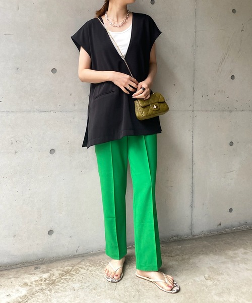 DouDou（ドゥドゥ）の「【WEB限定】2WAY異素材ベスト（ベスト・レディース・ブラック/ブラウン・FREE）」の4枚目の写真