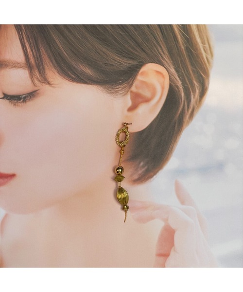 tone(トーン)の「【musk】ALLゴールドのロングピアス(MA)(ピアス(両耳用)・レディース・ゴールド・FREE)」の7枚目の写真