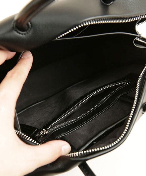 ADD CULUMN（アドカラム）の「ADD CULUMN/ＰＵＦＦ ボストンバッグ（ボストンバッグ・レディース・ブラック/ベージュ/ブラウン・FREE）」の15枚目の写真