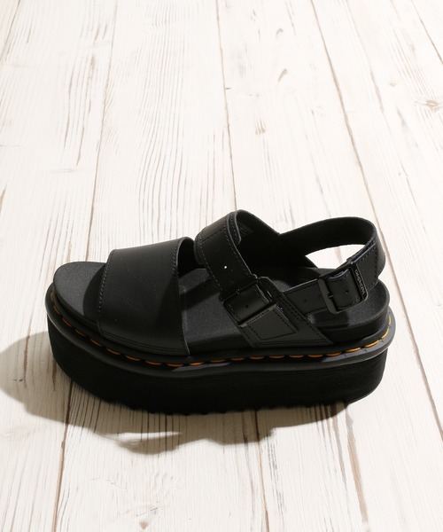And A（アンドエー）の「Dr.Martens ドクターマーチン / Voss Quad ヴォス クアッド 厚底レザーストラップサンダル（サンダル・レディース・ブラック・23cm/24cm）」の6枚目の写真