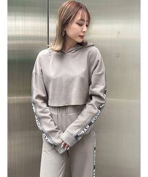 【セットアップ着用可】GYDAラインスリーブショートパーカー