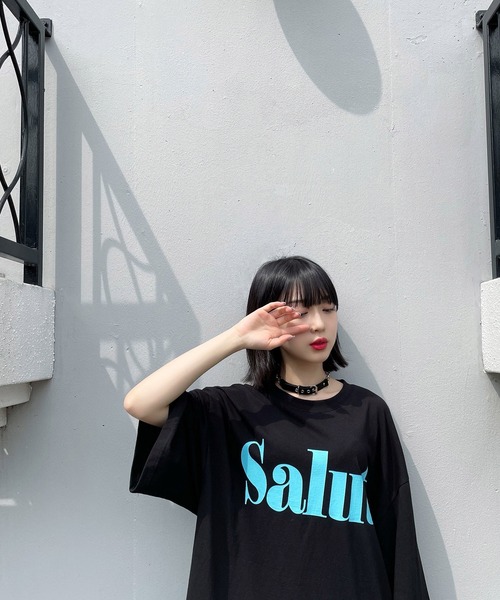 Figments(フィグメンツ)の「Salut Tシャツ(Tシャツ/カットソー・レディース・ホワイト/ブラック・FREE)」の3枚目の写真