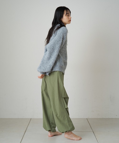 Omekashi(オメカシ)の「【earthy_】リサイクルヤーンシャギーニット(ニット/セーター・レディース・ライトグレー/ブルー/パープル/ベージュ・FREE)」の13枚目の写真
