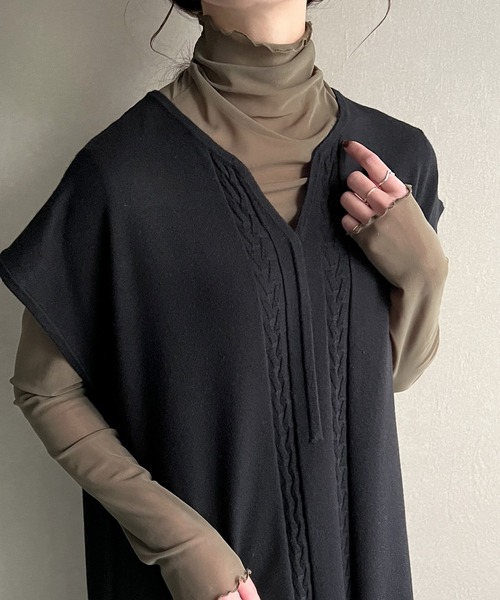 knit Jemade（ニットジェメイド）の「キーネックニットケーブルベストワンピース（ワンピース・レディース・ブラウン/クリーム/ブラック・FREE）」の5枚目の写真