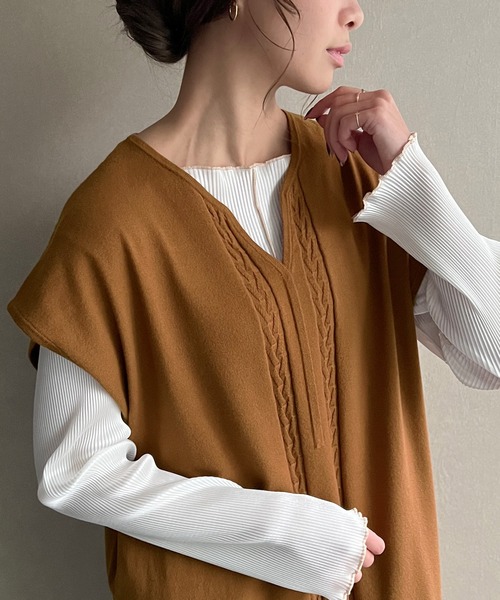 knit Jemade（ニットジェメイド）の「キーネックニットケーブルベストワンピース（ワンピース・レディース・ブラウン/クリーム/ブラック・FREE）」の7枚目の写真