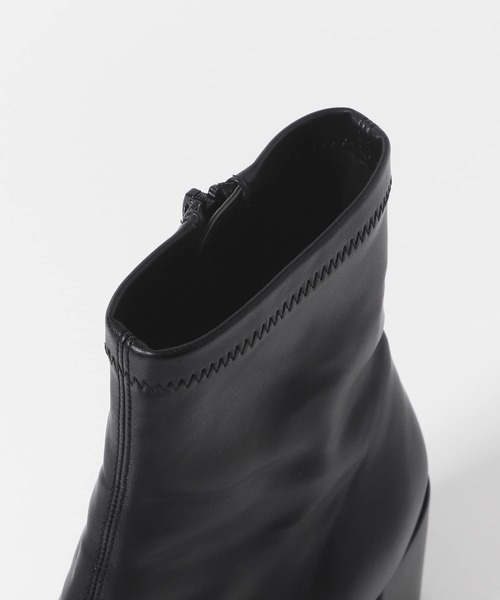 スクエアトウセンターシームストレッチブーツ