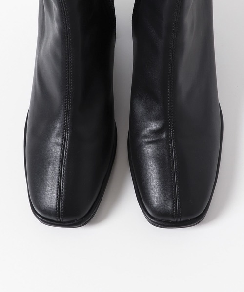 スクエアトウセンターシームストレッチブーツ