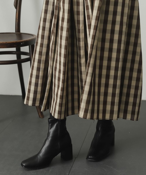 スクエアトウセンターシームストレッチブーツ