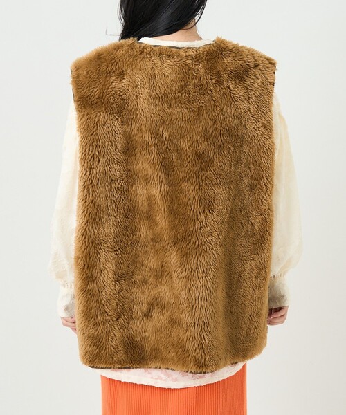 FREAK'S STORE(フリークスストア)の「ファーベスト(ベスト・レディース・ブラウン・フリ-)」の5枚目の写真