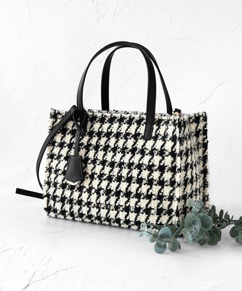 TOCCA(トッカ)の「PUZZLE BAG バッグ(トートバッグ・レディース・ブラック系・F)」の1枚目の写真
