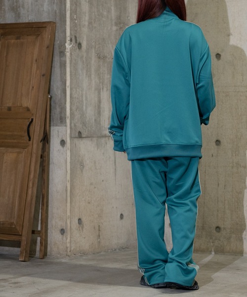 JOHN'S CLOSET(ジョンズクローゼット)の「【13】ワンポイント刺繍 ジャージー トラックパンツ(その他パンツ・メンズ・ブラック/グリーン/ワイン/ブルー/ワイン系1/ブラウン/サンドベージュ/チャコールグレー/クリーム・MEDIUM/LARGE)」の18枚目の写真