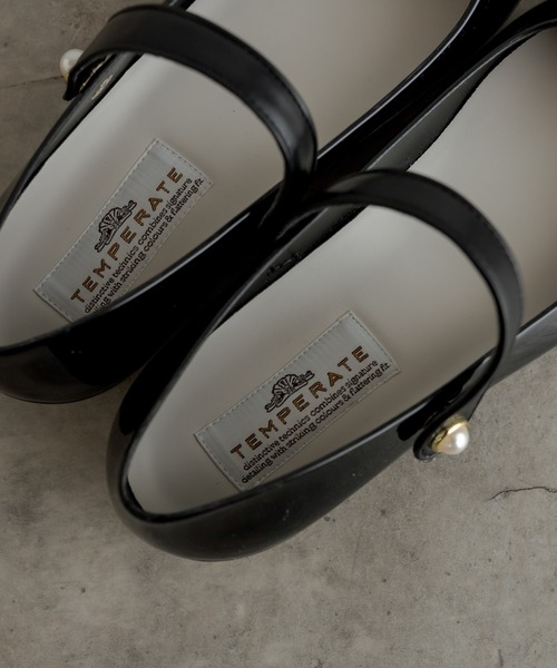 TEMPERATE（テンパレイト）の「別注【TEMPERATE（テンパレイト）】 ストラップパンプス（パンプス・レディース・ブラック/グレー・38/36/40）」の7枚目の写真