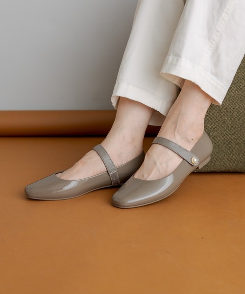 TEMPERATE（テンパレイト）の「別注【TEMPERATE（テンパレイト）】 ストラップパンプス（パンプス・レディース・ブラック/グレー・38/36/40）」の12枚目の写真