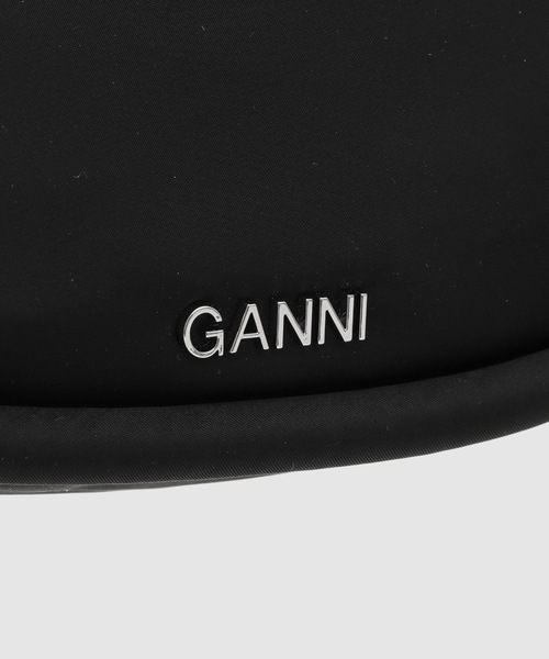 GANNI(ガニー)の「Knot Mini Bag(ショルダーバッグ・レディース・ピンク/ブルー/ブラック・ONE SIZE)」の6枚目の写真