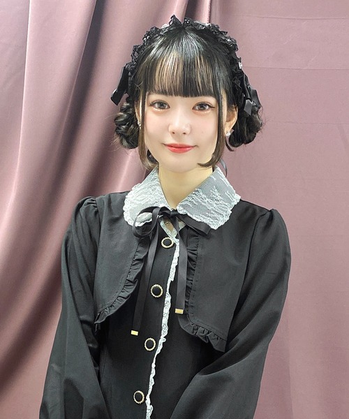 ROJITA(ロジータ)の「ビジュパール付きサイドリボンヘッドドレス(その他ヘアアクセサリー・レディース・ホワイト/ブラック・FREE)」の7枚目の写真