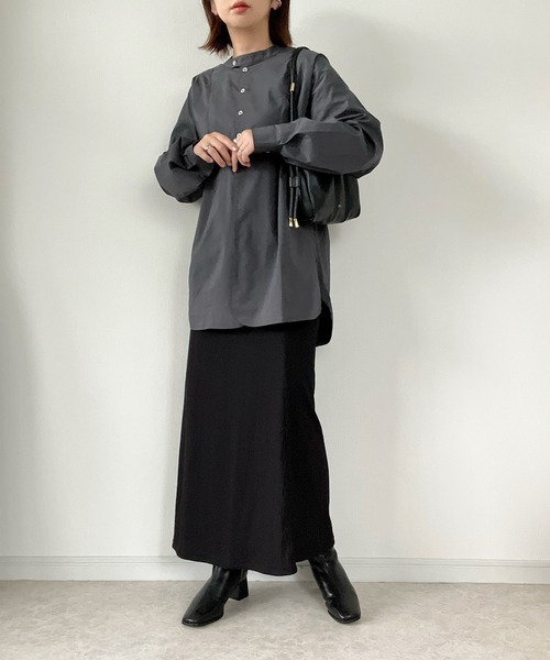 Fizz（フィズ）の「【maiko_wear × Fizz コラボ】　スタンドカラーデザインシャツ（シャツ/ブラウス・レディース・スミクロ/ホワイト/カーキ・M）」の8枚目の写真