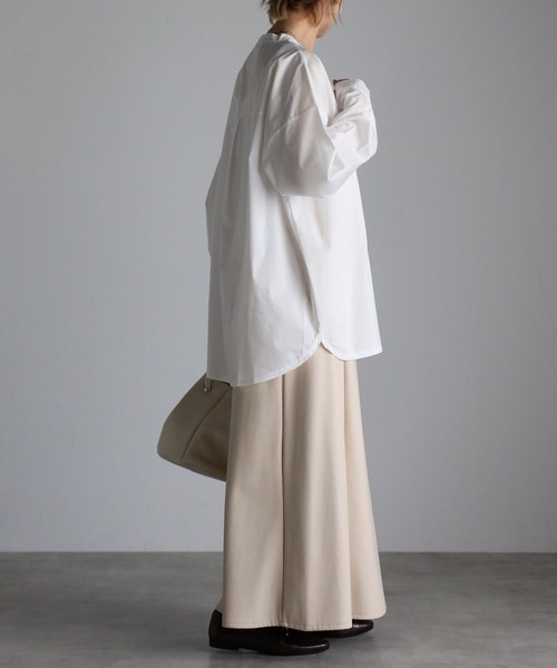 Fizz（フィズ）の「【maiko_wear × Fizz コラボ】　スタンドカラーデザインシャツ（シャツ/ブラウス・レディース・スミクロ/ホワイト/カーキ・M）」の13枚目の写真