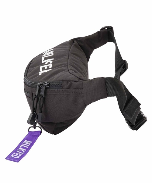 MILKFED.（ミルクフェド）の「TOP LOGO FANNY PACK LIMITED PURPLE（ボディバッグ/ウエストポーチ・レディース・ブラック・ONE SIZE）」の3枚目の写真
