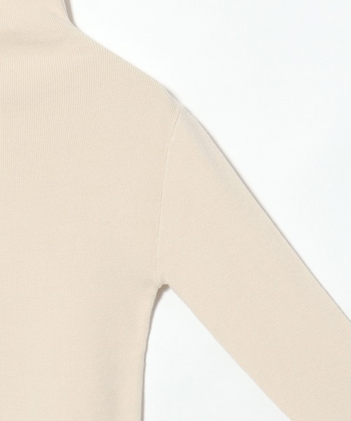 notch.（ノッチ）の「タートルネックロングスリーブニット（ニット/セーター・レディース・グリーン/ブラック/ブラウン/オフホワイト/パープル/オレンジ/ピンク・M）」の21枚目の写真