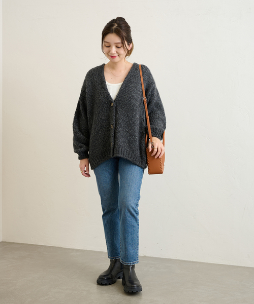 TRICOTS JEAN MARC(トリコットジーンマルク)の「《追加2》別注【TRICOTS JEANMARC】ボタン付きカーディガン(カーディガン/ボレロ・レディース・チャコールグレー/グレー/ブルー/オレンジ・FREE)」の21枚目の写真
