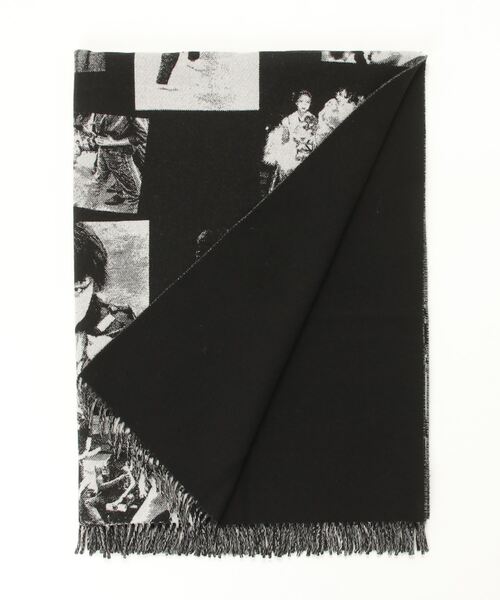 Maison Kitsune（メゾンキツネ）の「OLY PHOTOGRAPH BLANKET（その他・メンズ・ブラック・U）」の2枚目の写真